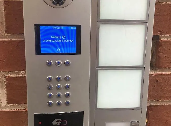 B&w Luxurious In The Center Of