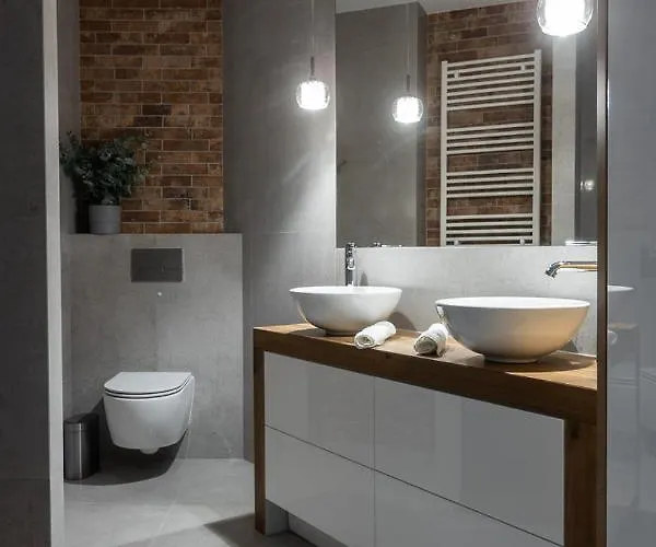 Apartment B&w Luxurious In The Center Of