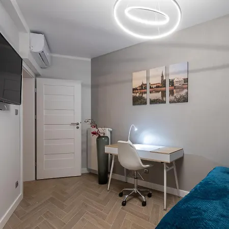 Daire B&w Luxurious In The Center Of Wroclaw