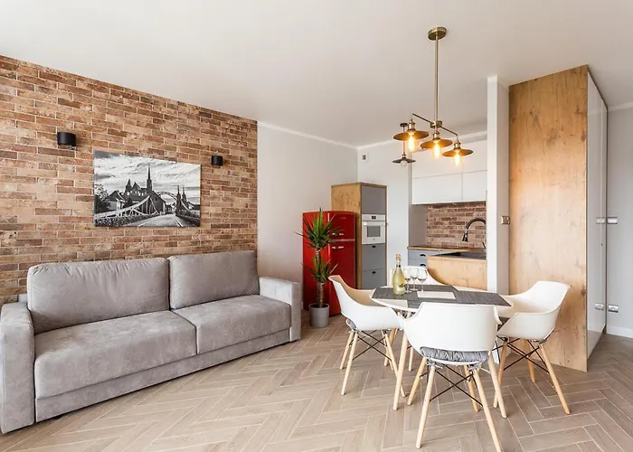 B&w Luxurious In The Center Of Apartament